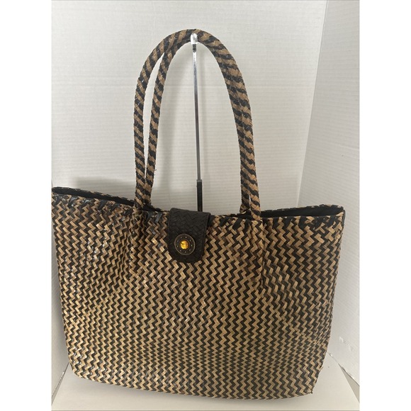 Sun N Sand Large Straw Woven Tote - Picture 1 of 9